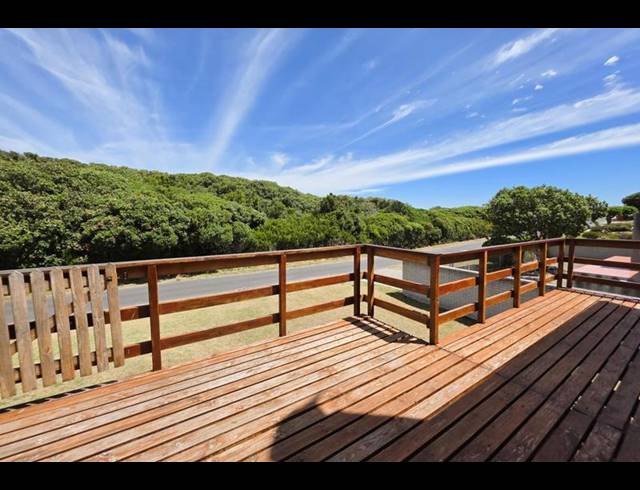 4 BEDROOM HOUSE FOR SALE IN FRANSKRAAL